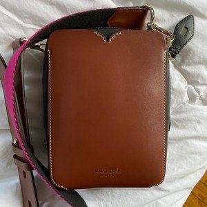 Kate Spade candid medium north south camera bag